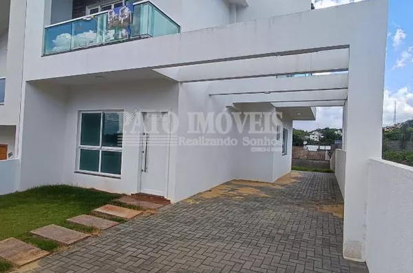 SOBRADO COM EXCELENTE PADRÃO DE ACABAMENTO NO BAIRRO PARQUE DO SOM