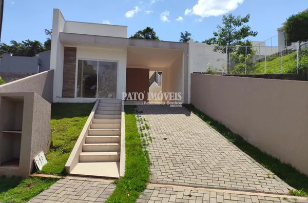 CASA Á VENDA NO BAIRRO FRARON