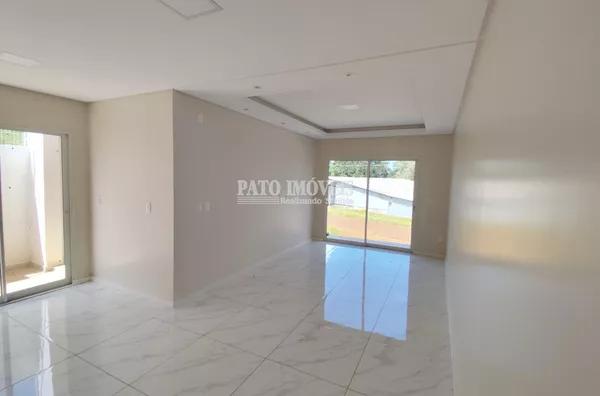 CASA Á VENDA NO BAIRRO FRARON