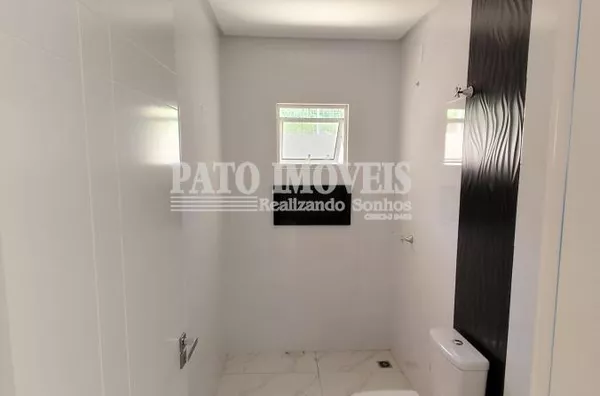 CASA Á VENDA NO BAIRRO FRARON