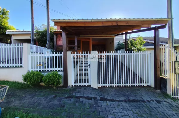 Casa Semi Mobiliada à Venda Bairro São Francisco, Pato Branco-PR