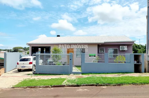 CASA PARA VENDA NO BAIRRO PINHEIRINHO