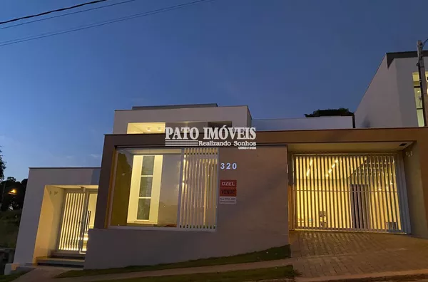CASA PARA VENDA PRÓXIMO DO SHOPPING PATO BRANCO