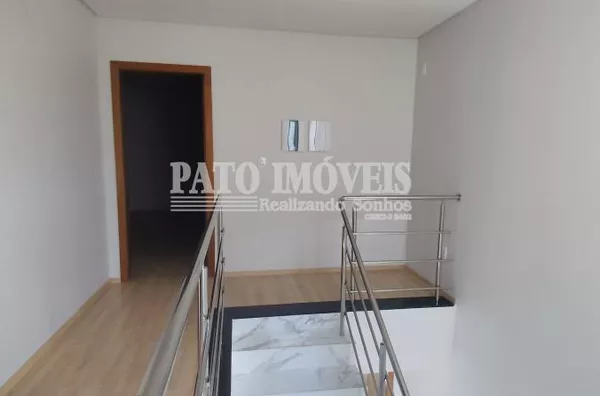 SOBRADO PARA VENDA NO BAIRRO MENINO DEUS