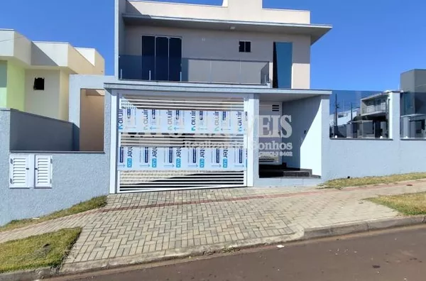 SOBRADO PARA VENDA NO BAIRRO CRISTO REI - PRÓXIMO DO CENTRO
