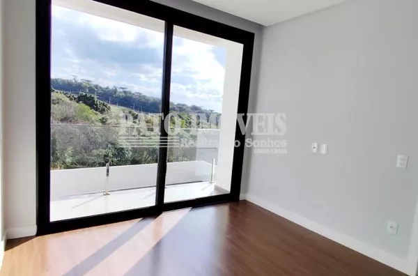 CASA DE ALTO PADRÃO PARA VENDA PRÓXIMA DO SHOPPING PATO BRANCO