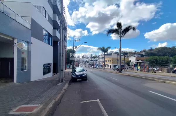 SALA COMERCIAL PARA LOCAÇÃO NA AVENIDA TUPI