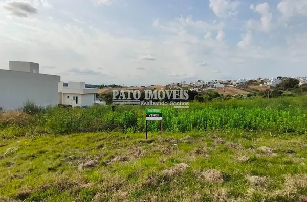 TERRENOS À VENDA NO BAIRRO FRARON