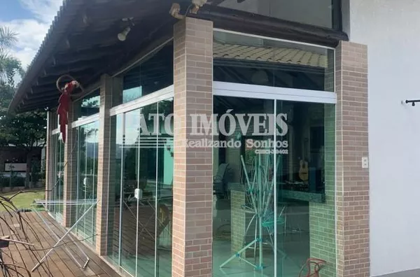 CASA Á VENDA NO ALAGADO DE MANGUEIRINHA