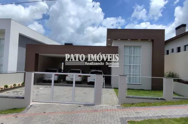 CASA À VENDA NO BAIRRO PARQUE DO SOM