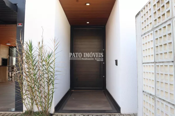 CASA DE ALTO PADRÃO À VENDA NO BAIRRO SÃO LUIZ