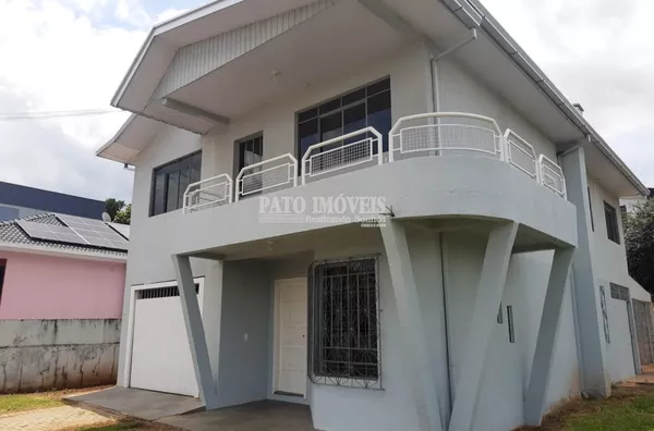 CASA PARA VENDA NO BAIRRO MENINO DEUS