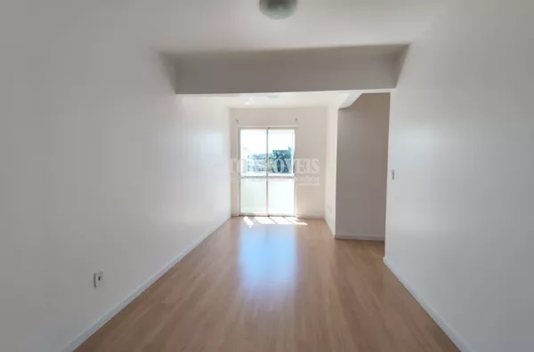 APARTAMENTO À VENDA NO CENTRO