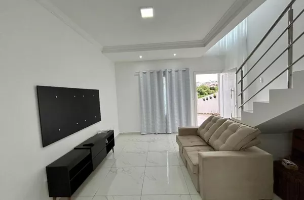 SOBRADO SEMI- MOBILIADO PARA VENDA NO BAIRRO FRARON
