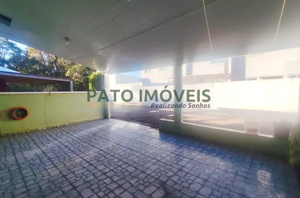 CASA PARA VENDAS NO BAIRRO FRARON