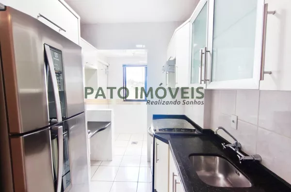 APARTAMENTO SEMI MOBILIADO PARA LOCAÇÃO NA ÁREA CENTRAL