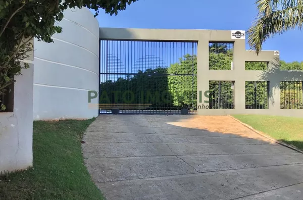APARTAMENTO AO LADO DO CLUBE PINHEIROS