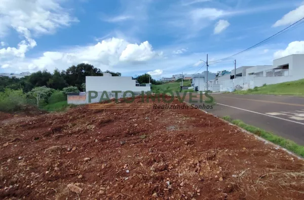 TERRENO DE ESQUINA PARA VENDA NO BAIRRO FRARON