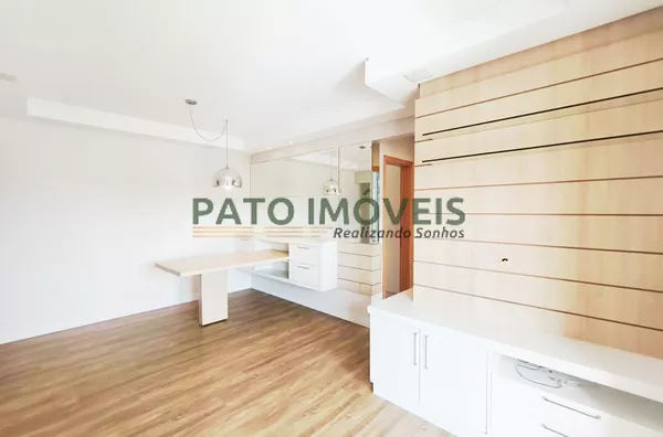 APARTAMENTO SEMI MOBILIADO PARA LOCAÇÃO NA ÁREA CENTRAL