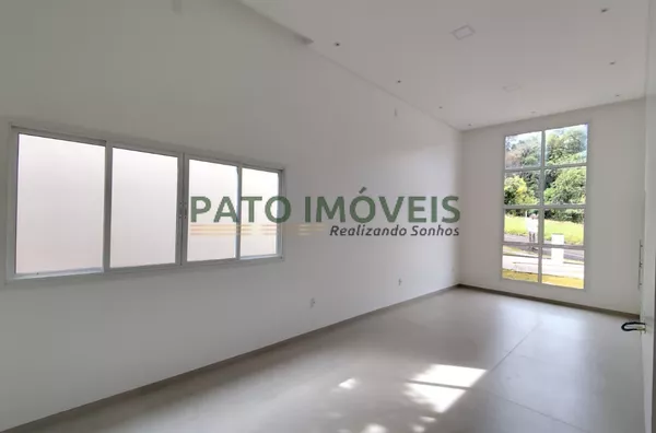 CASA À VENDA NO BAIRRO PARQUE DO SOM