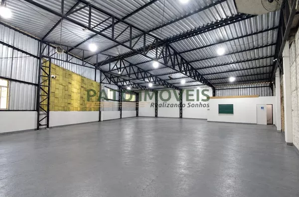 BARRACÃO PARA LOCAÇÃO PRÓXIMO AO CENTRO - Foto 1