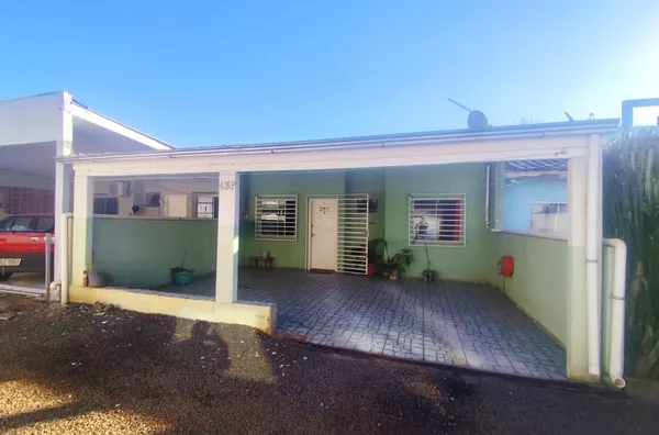 CASA PARA VENDAS NO BAIRRO FRARON