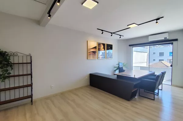 SALA COMERCIAL PARA LOCAÇÃO NO CENTRO
