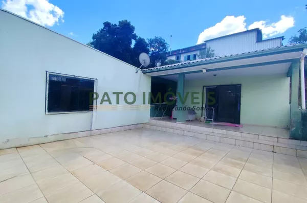 CASA PARA VENDA NO BAIRRO MENINO DEUS