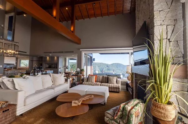 Casa de Altíssimo padrão com Vista para Vale - Foto 4