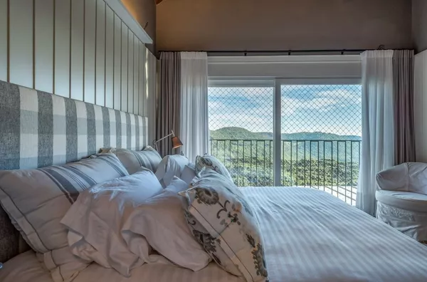 Casa de Altíssimo padrão com Vista para Vale - Foto 14
