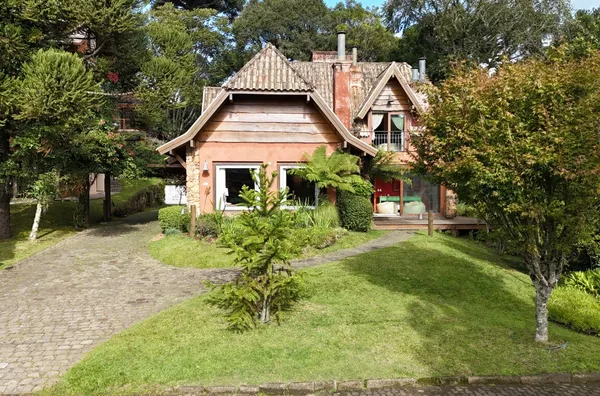 Casa Chamonix: Sofisticação e Arquitetura Italiana - Foto 1