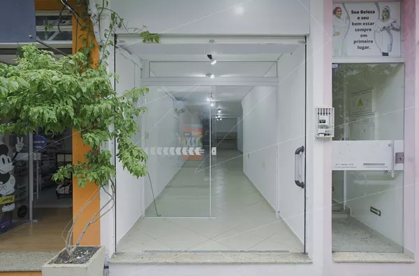 Sala comercial para aluguel, Calçadão Principal no Centro de Lorena