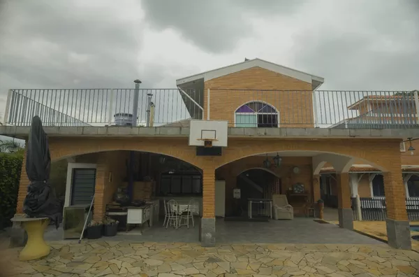 Casa para venda - Internacional Park - 1.800m²