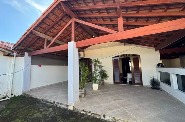Casa para venda, 7 quarto(s),  Cruz, Lorena