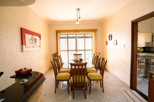Casa para venda, 4 quarto(s),  - Vila Nunes, Lorena-SP