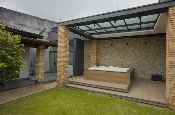 Casa alto padrao para venda e aluguel - Aparecida