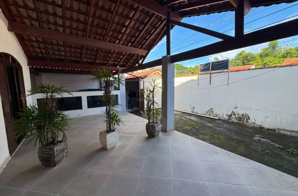 Casa para venda, 7 quarto(s),  Cruz, Lorena