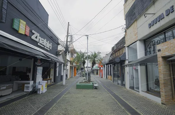 Sala comercial para aluguel, Calçadão Principal no Centro de Lorena