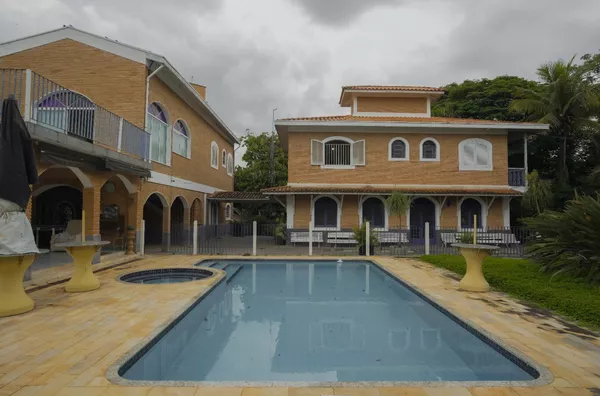 Casa para venda - Internacional Park - 1.800m²