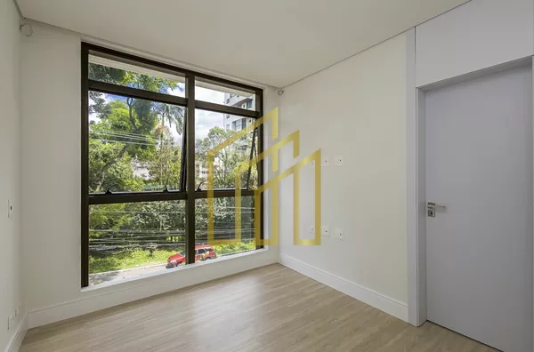 Suíte 01 - Unidade 21 T01 160 m² 