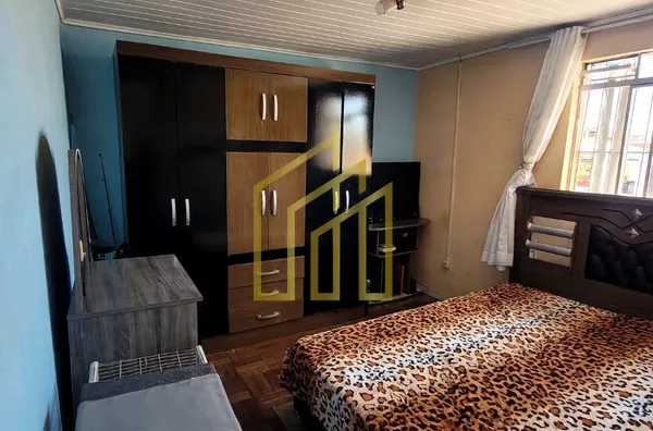 Casa à Venda na Vila Nossa Senhora da Luz - CIC, Curitiba | Ótimo Terreno e Espaço - Foto 11