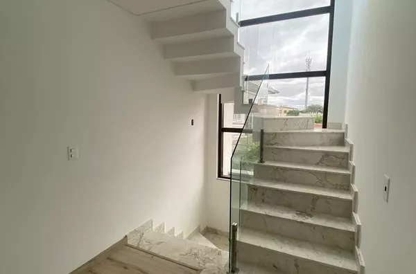 SOBRADO TRIPLEX, 3 SUÍTES - JARDIM DAS AMÉRICAS, CURITIBA / PR - Foto 19