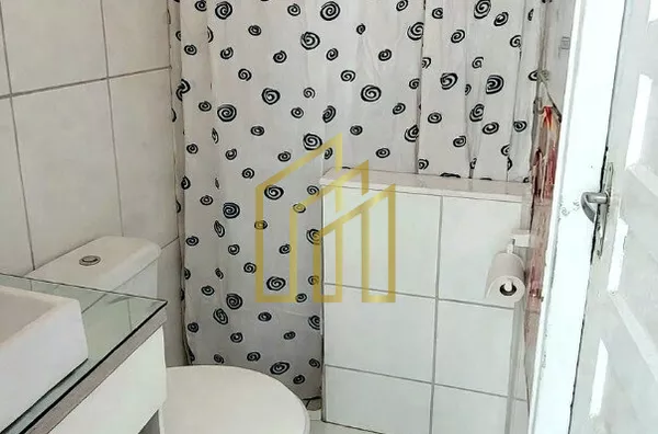 Casa à Venda na Vila Nossa Senhora da Luz - CIC, Curitiba | Ótimo Terreno e Espaço - Foto 15