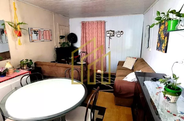 Casa à Venda na Vila Nossa Senhora da Luz - CIC, Curitiba | Ótimo Terreno e Espaço