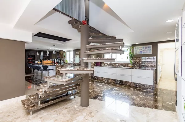 Cobertura duplex Alto Padrão 2 suítes Alto Da Glória, Curitiba - Foto 3