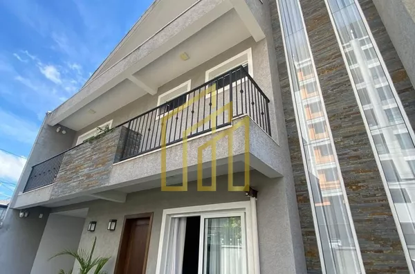 LUXO E CONFORTO NO PORTÃO | SOBRADO ALTO PADRÃO COM SUÍTE E CLOSET