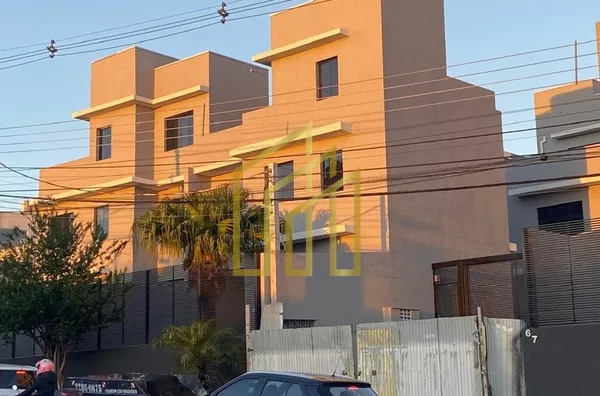 Sobrado Triplex em Condomínio | 3 Quartos | Espaço Lifestyle e Terraço Panorâmico | Uberaba