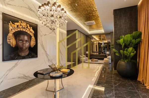 Apartamento 161m² no Bigorrilho, 3 Suítes, 2 Vagas, Acabamento Versace