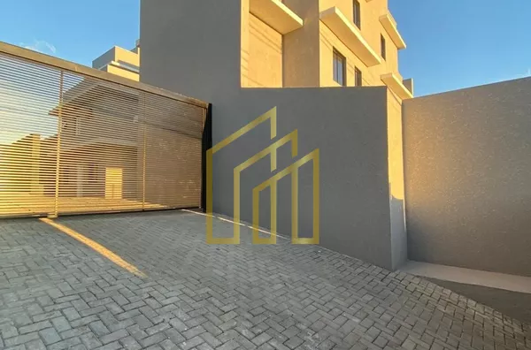 Sobrado Triplex em Condomínio | 3 Quartos | Espaço Lifestyle e Terraço Panorâmico | Uberaba