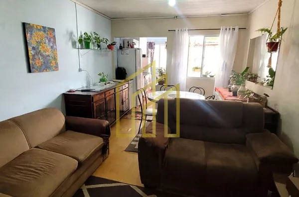 Casa à Venda na Vila Nossa Senhora da Luz - CIC, Curitiba | Ótimo Terreno e Espaço - Foto 6
